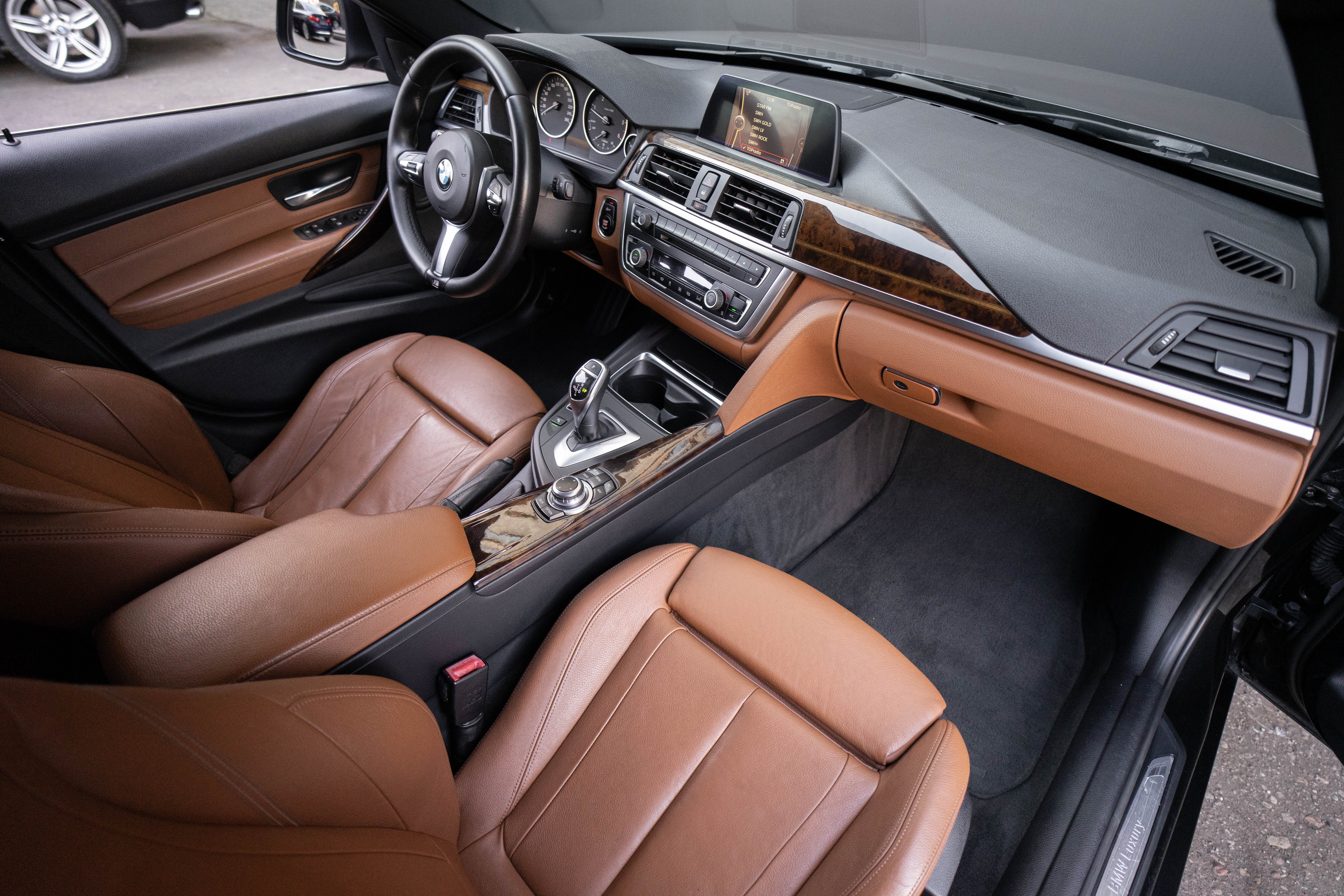 Car image 31
