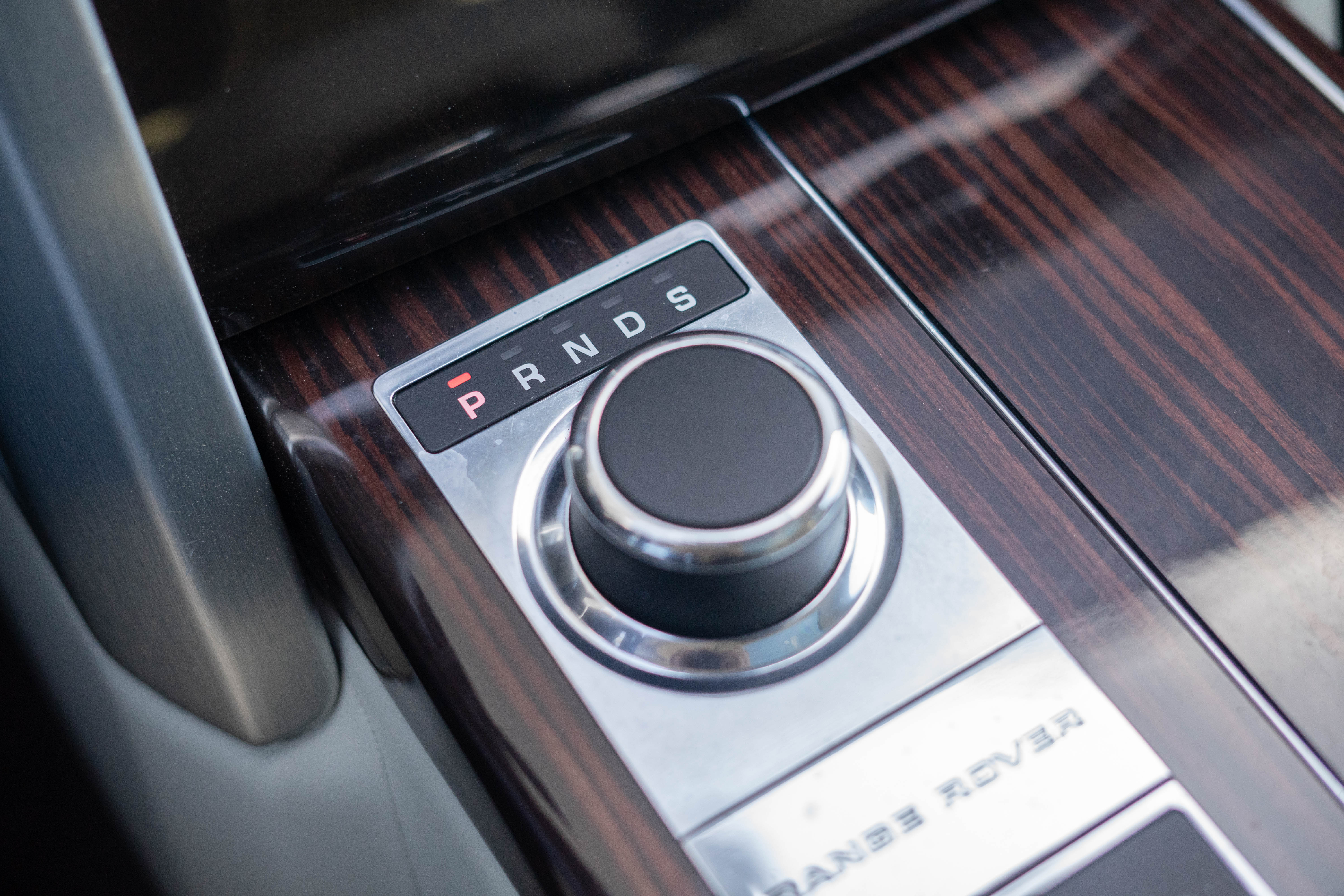 Car image 26