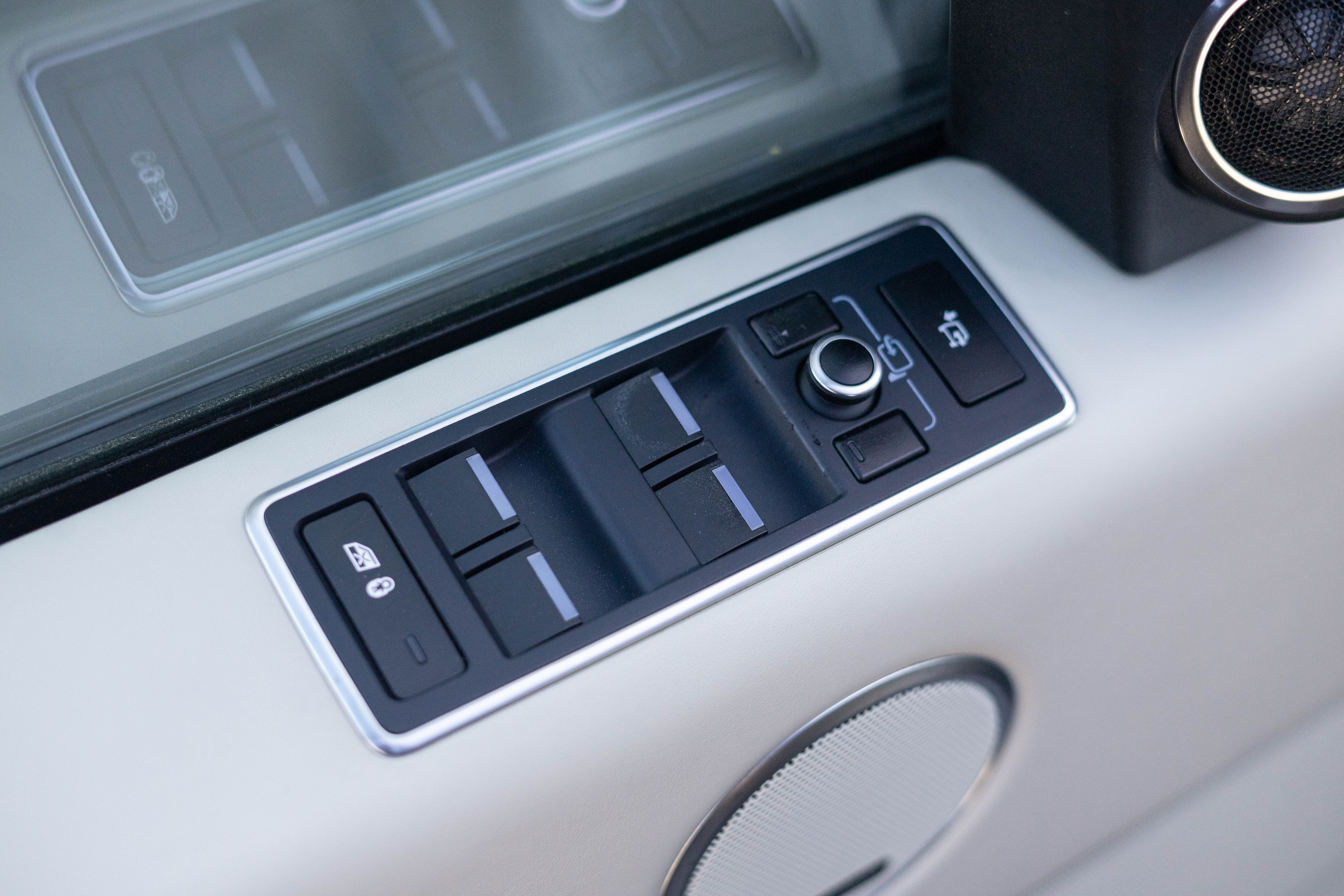 Car image 31