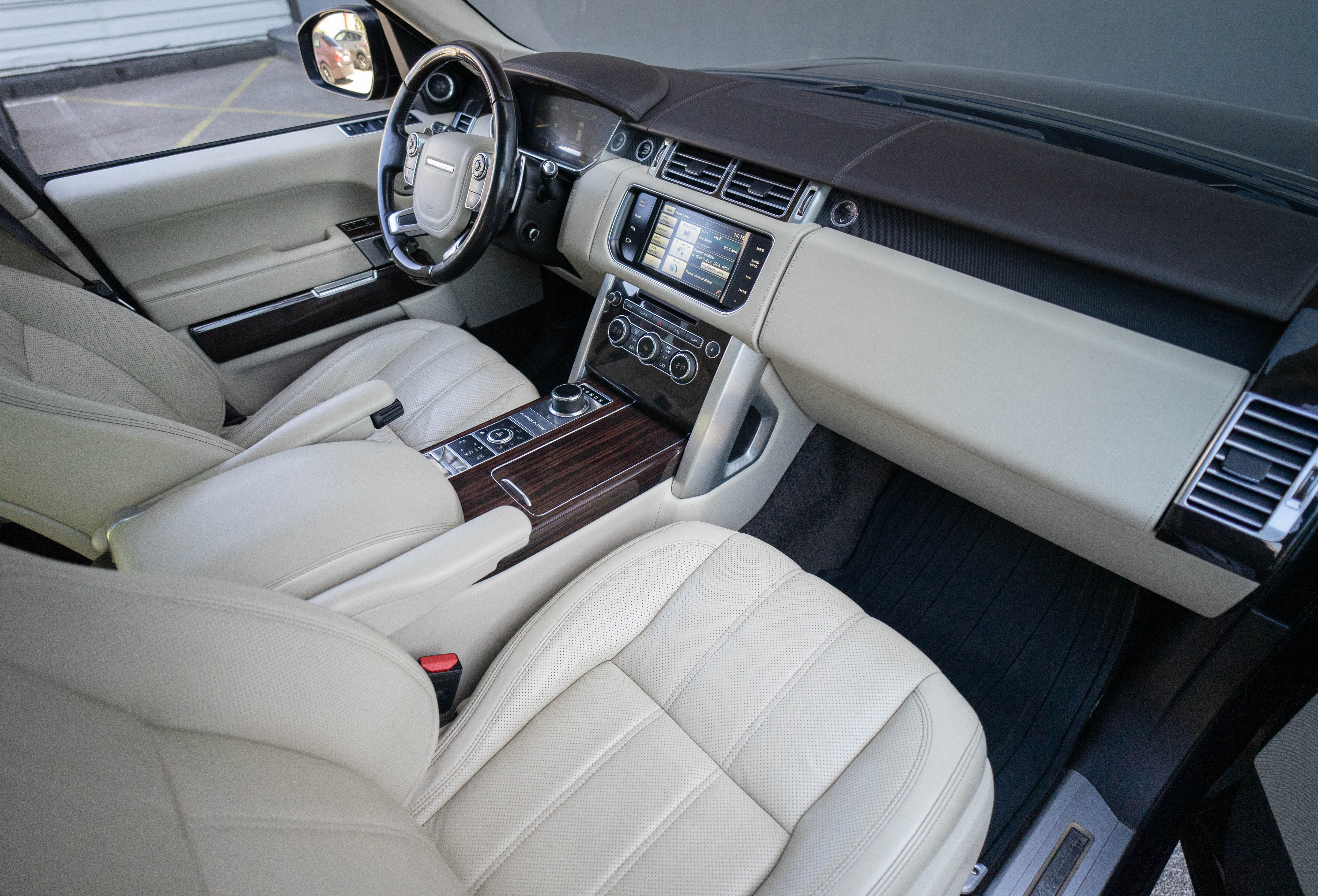 Car image 33