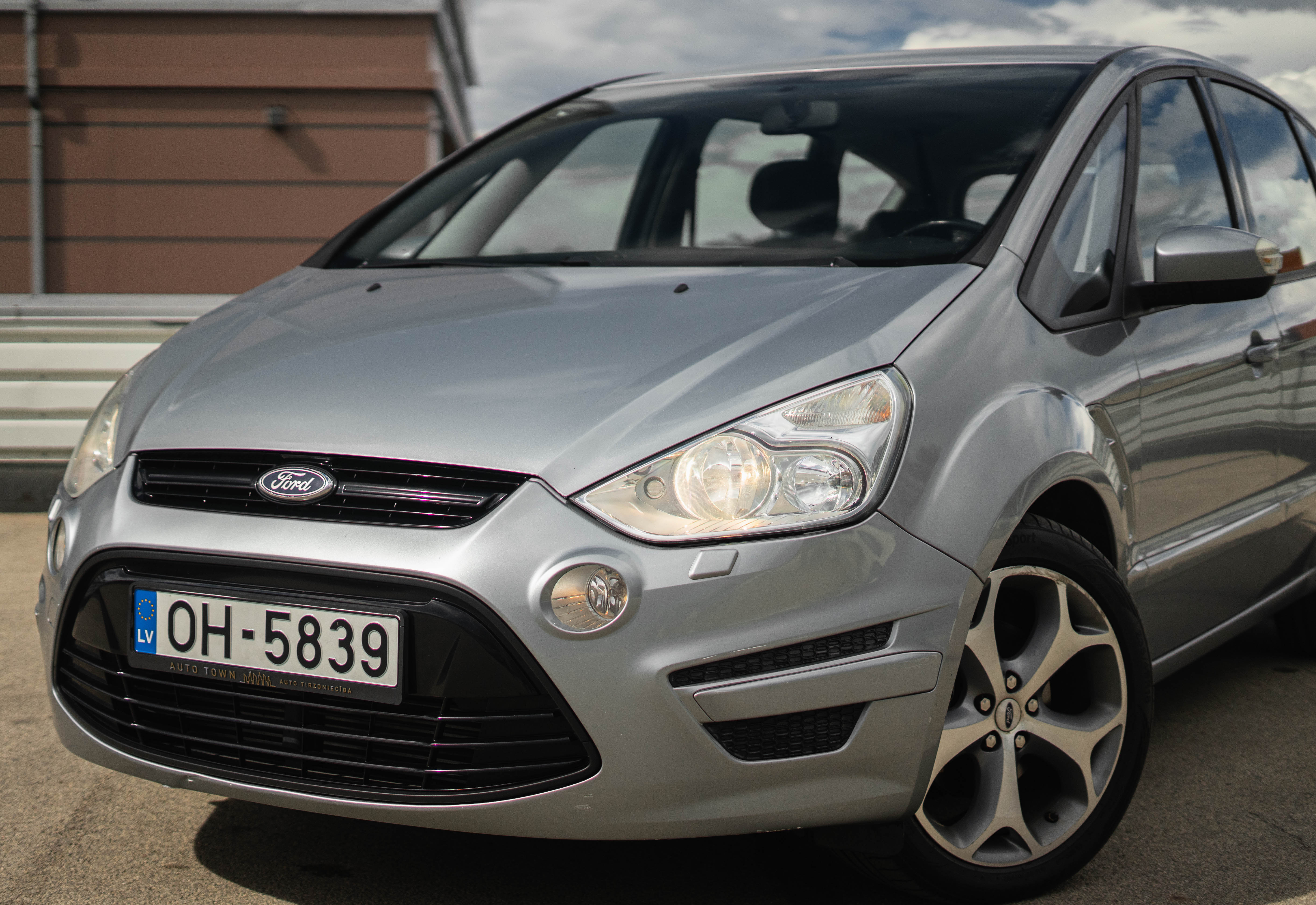 Ford S-Max