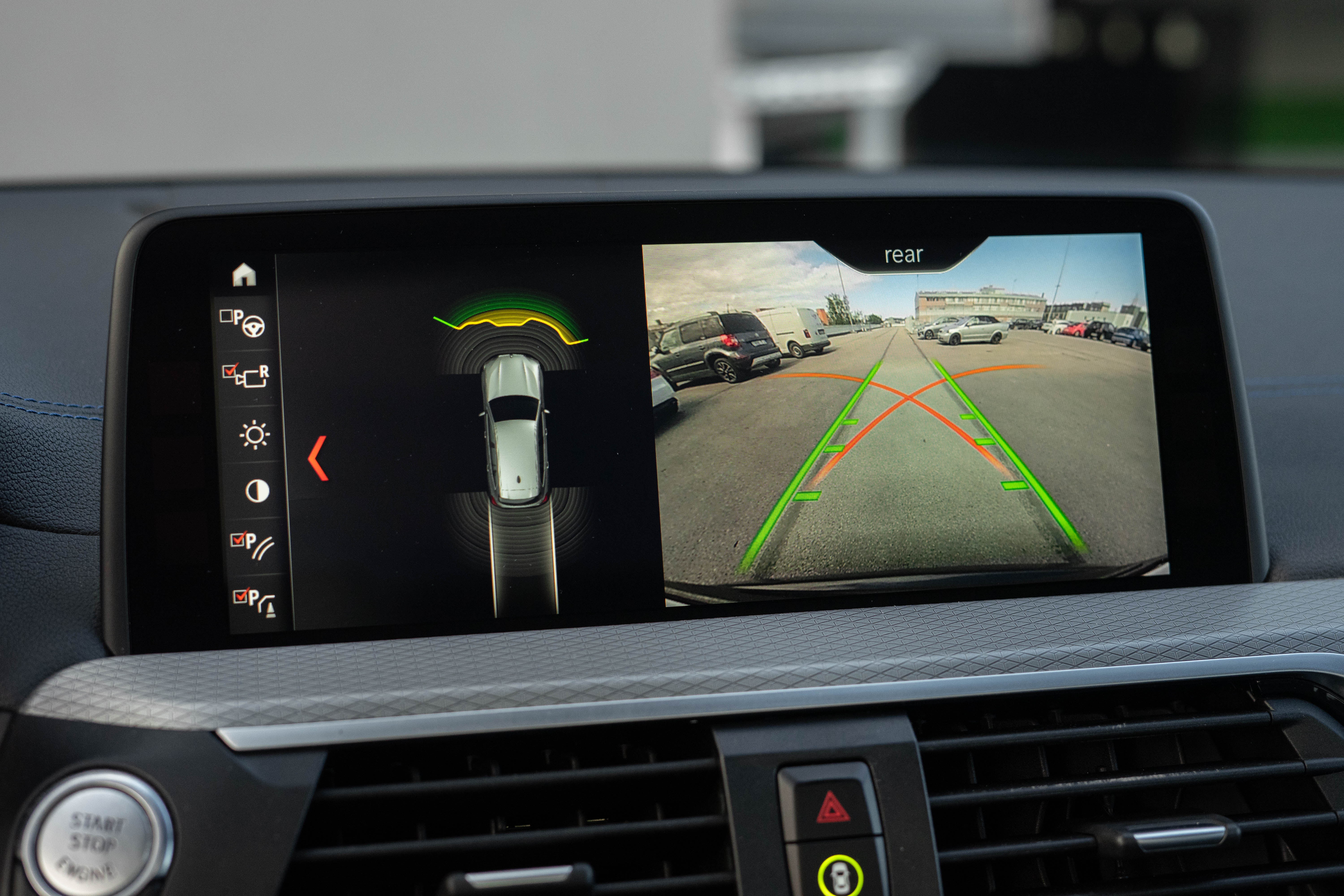 Car image 20