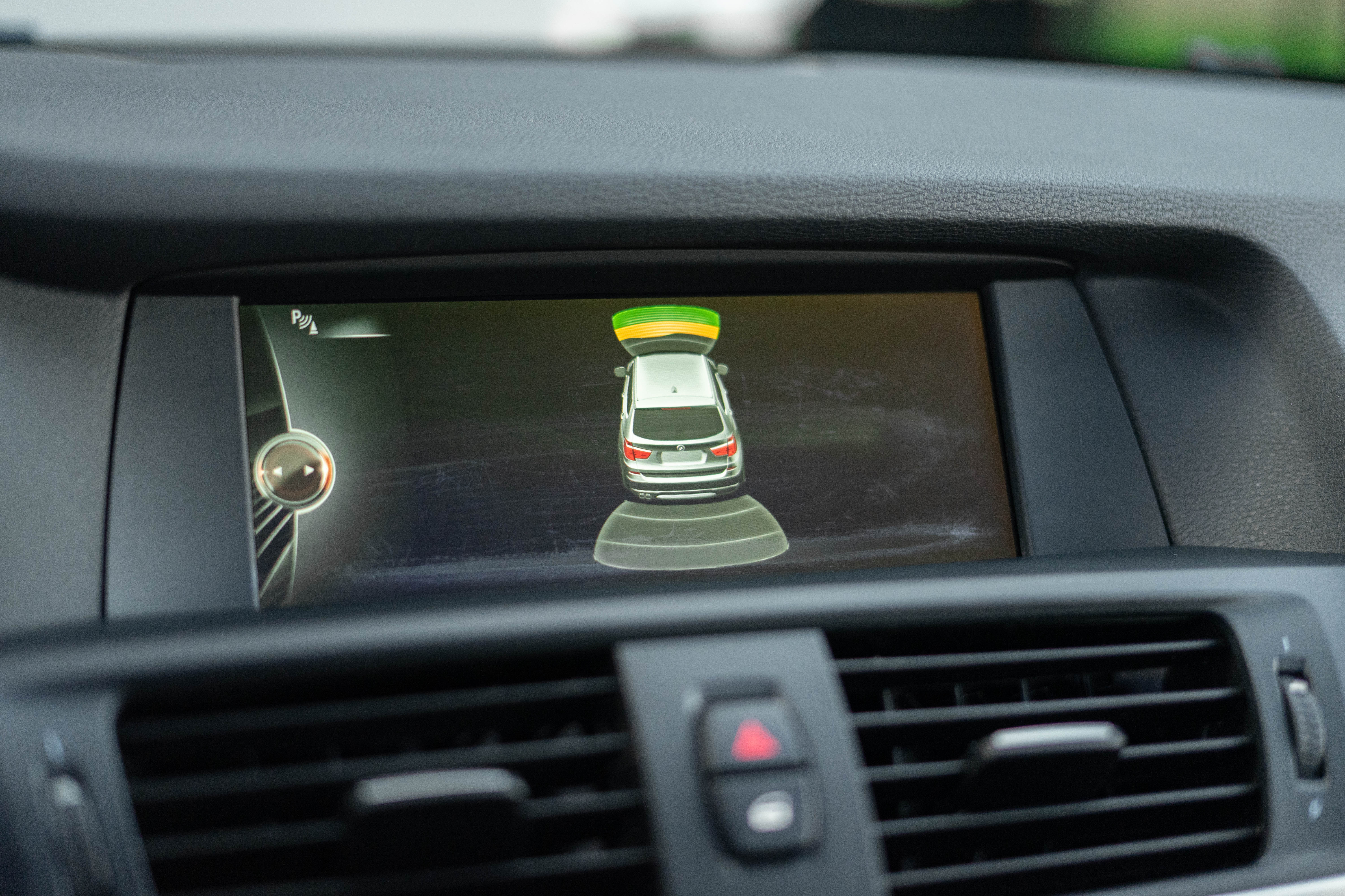 Car image 21