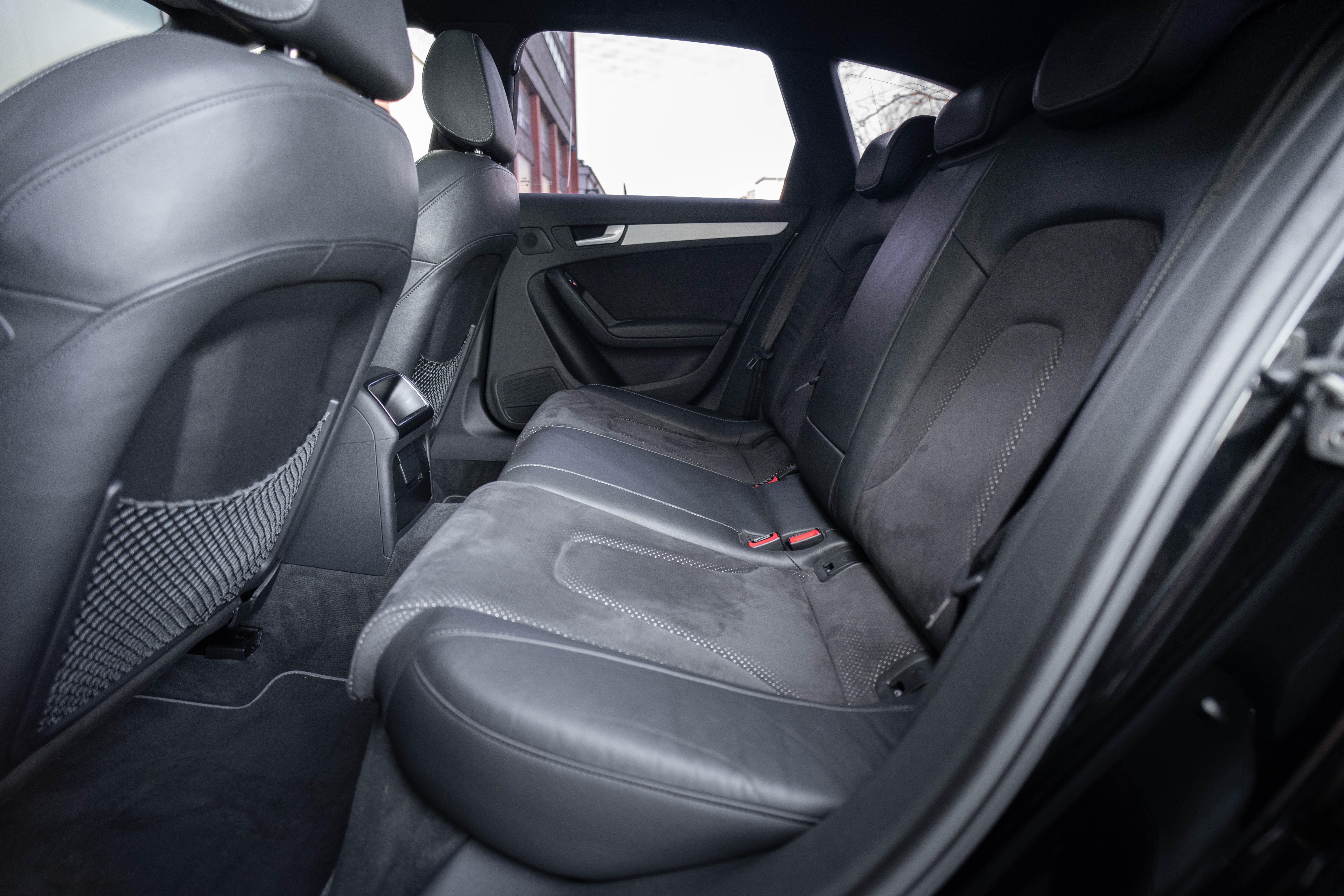 Car image 31