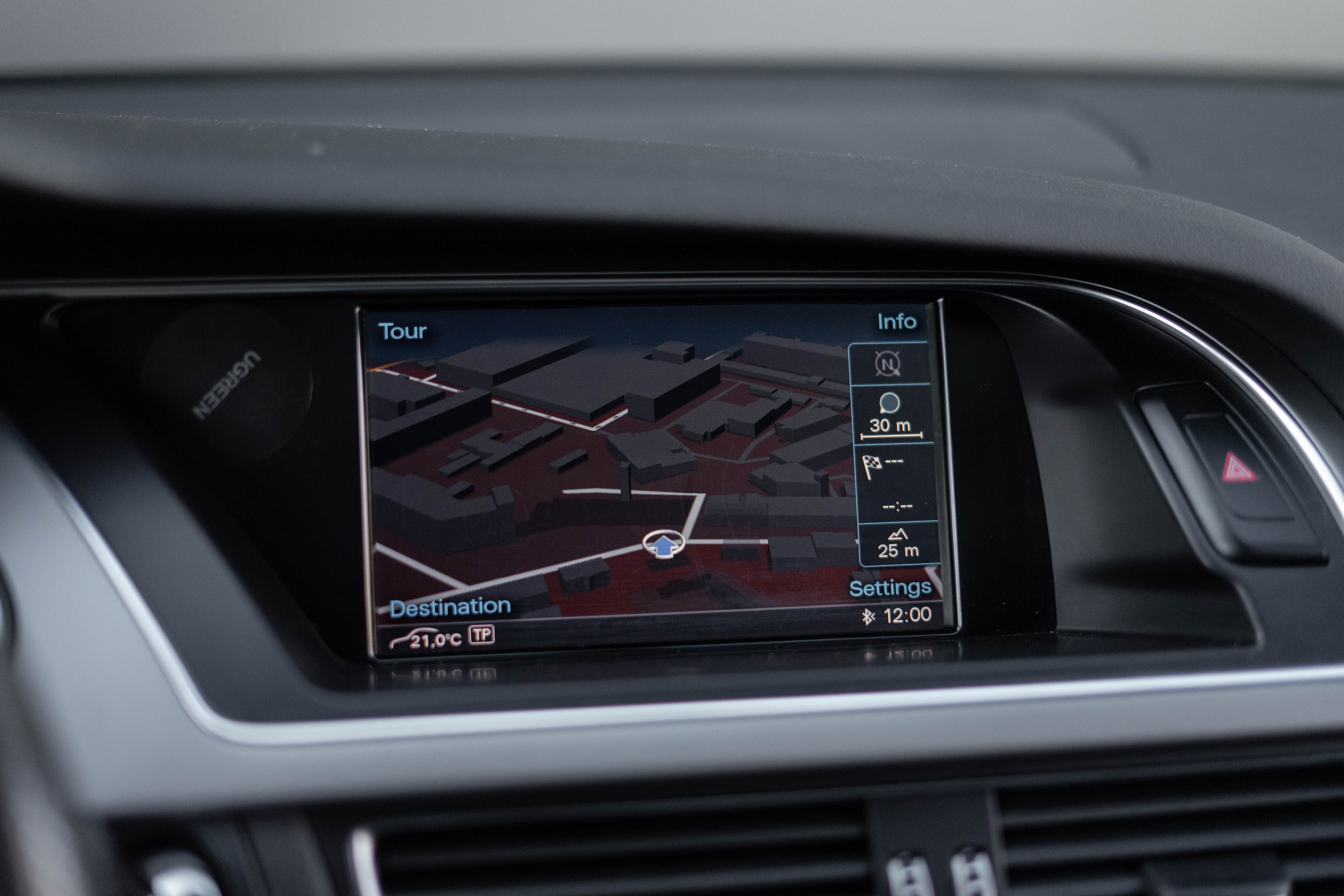 Car image 21